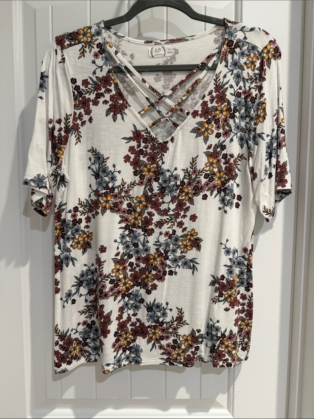 Crisscross V-Neck Floral Short Sleeve Top - White with Mustard & Burgundy